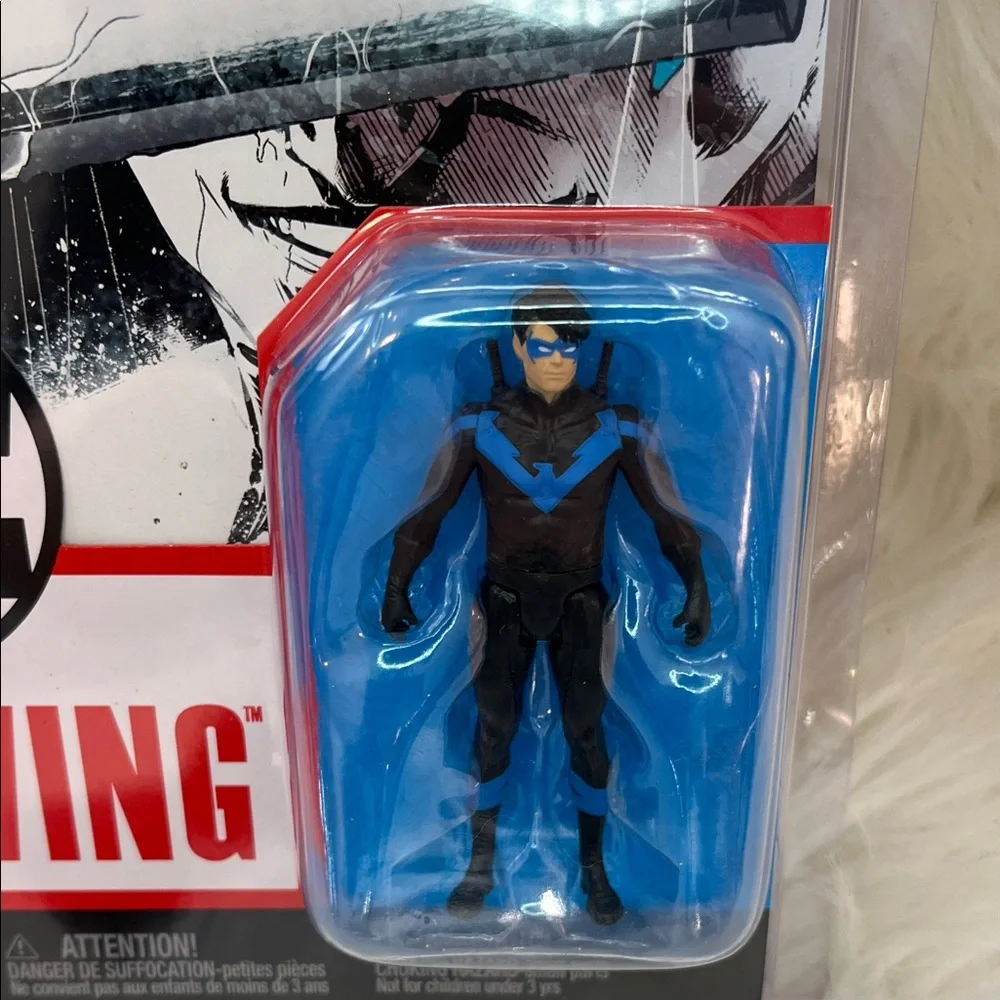 NWT Nightwing Rebirth Comic Book with Figure - Picture 3 of 8